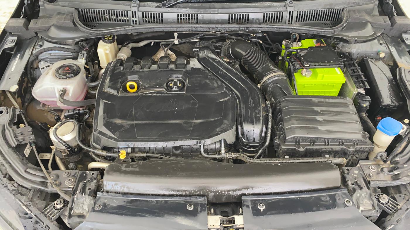 2022 Skoda SLAVIA STYLE 1.5L TSI DSG, Petrol, Automatic, 36,151 km, Engine View