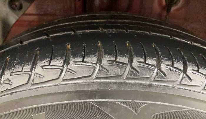 2019 Hyundai Elite i20 SPORTZ PLUS  1.2 CVT, Petrol, Automatic, 30,627 km, Right Rear Tyre Tread