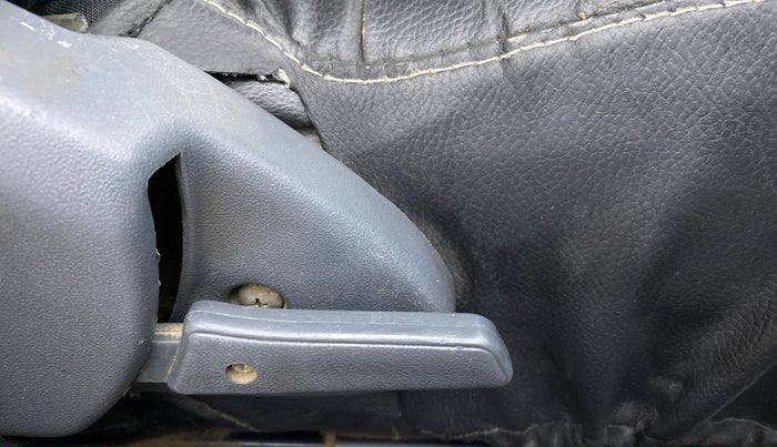 2018 Maruti Alto 800 LXI, Petrol, Manual, 55,658 km, Driver Side Adjustment Panel