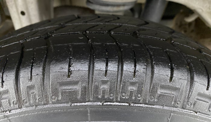 2018 Maruti Alto 800 LXI, Petrol, Manual, 55,658 km, Right Rear Tyre Tread