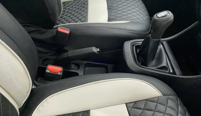 2022 Tata PUNCH ADVENTURE MT, Petrol, Manual, 36,188 km, Gear Lever