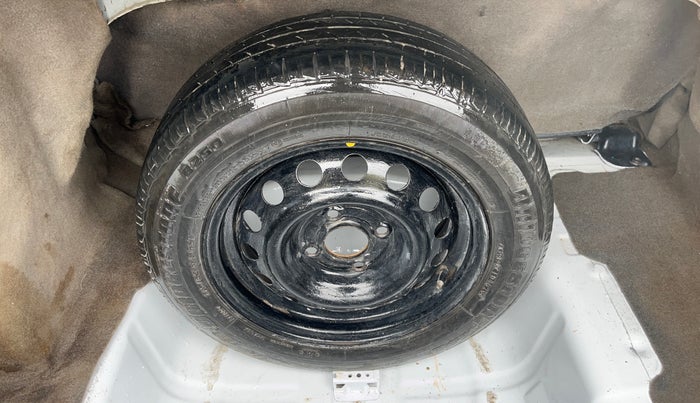 2015 Ford Figo Aspire TITANIUM1.5 DIESEL, Diesel, Manual, 1,10,513 km, Spare Tyre