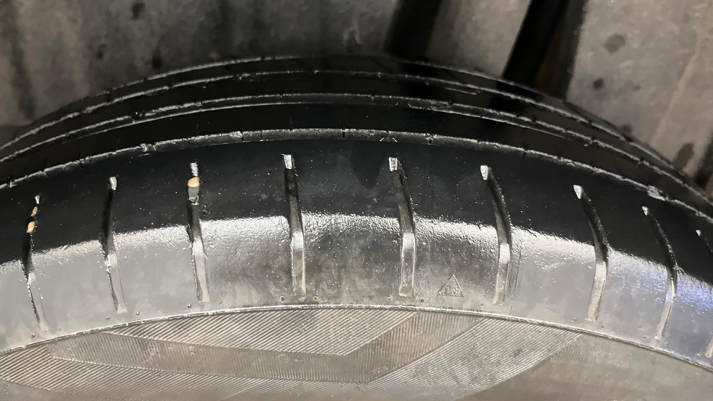 2023 Maruti Baleno DELTA CNG 1.2L, CNG, Manual, 77,590 km, Left Rear Tyre Tread
