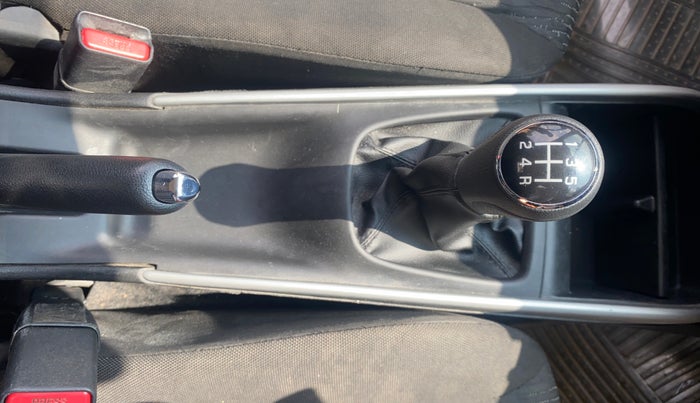 2017 Maruti Baleno DELTA PETROL 1.2, Petrol, Manual, 41,684 km, Gear Lever