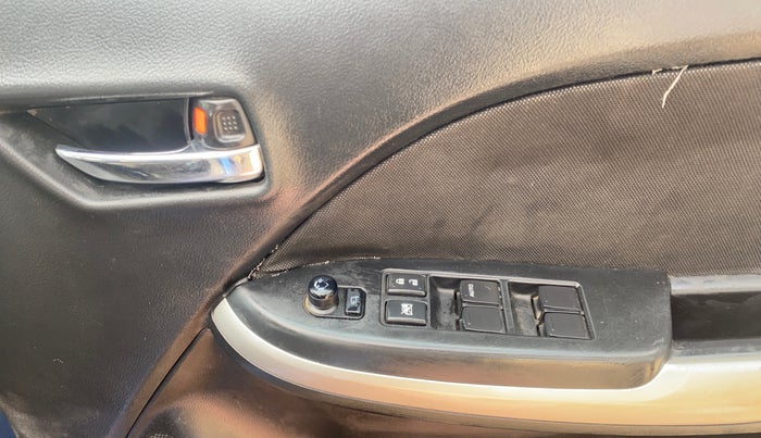 2017 Maruti Baleno DELTA PETROL 1.2, Petrol, Manual, 41,684 km, Driver Side Door Panels Control
