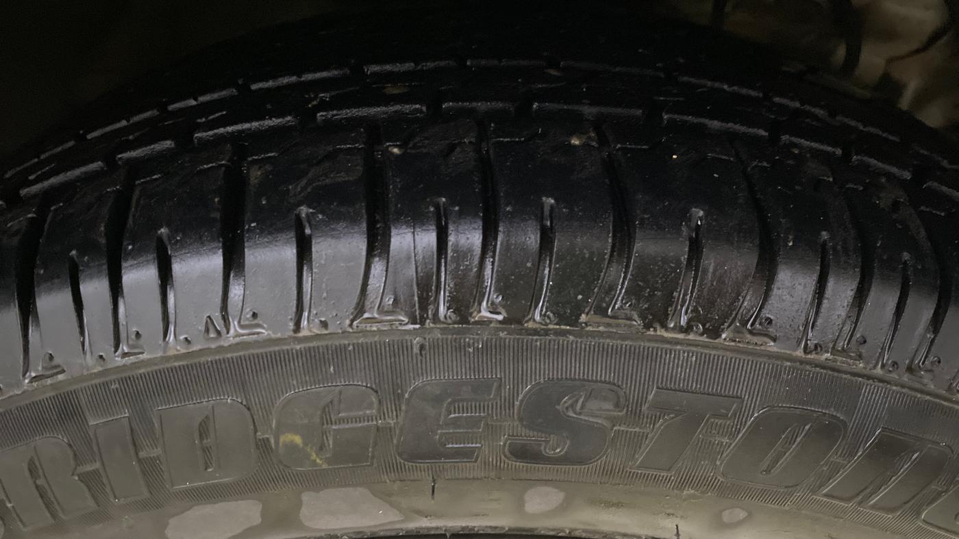 2019 Mahindra XUV300 W6 1.2 PETROL, Petrol, Manual, 47,903 km, Right Front Tyre Tread