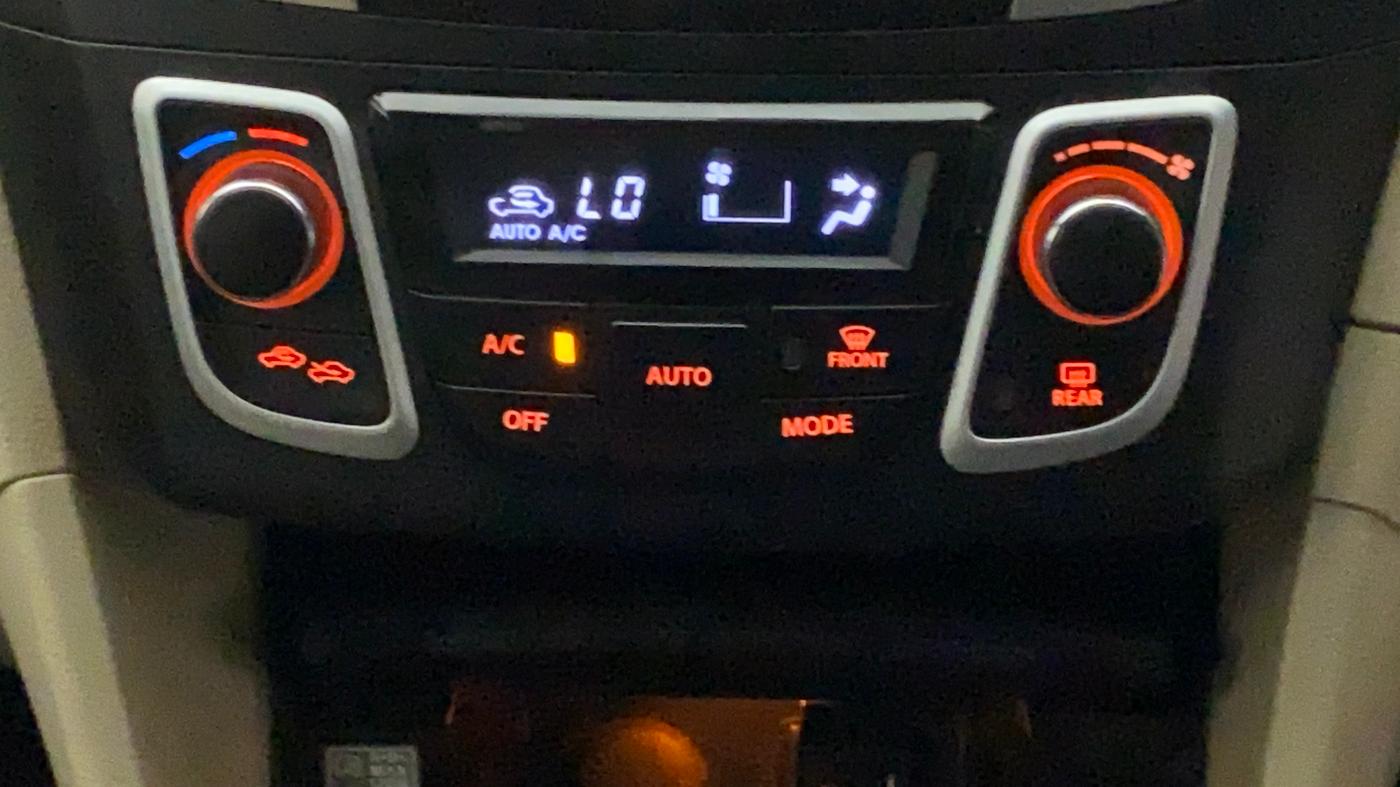 2018 Maruti Ciaz ZETA 1.5 SHVS MT PETROL, Petrol, Manual, 15,940 km, Automatic Climate Control