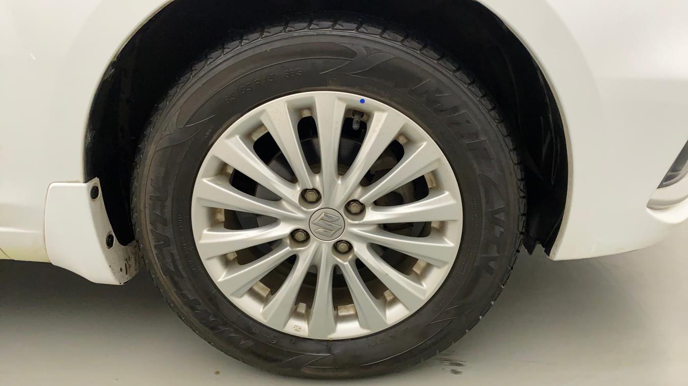 2018 Maruti Ciaz ZETA 1.5 SHVS MT PETROL, Petrol, Manual, 15,940 km, Right Front Wheel