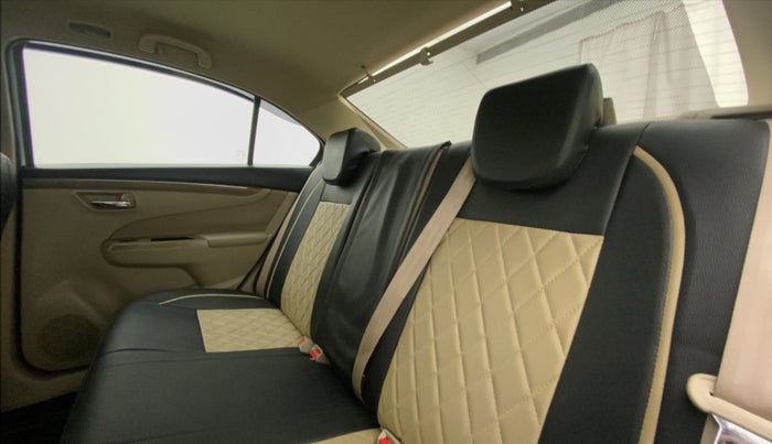 2018 Maruti Ciaz ZETA 1.5 SHVS MT PETROL, Petrol, Manual, 15,940 km, Right Side Rear Door Cabin