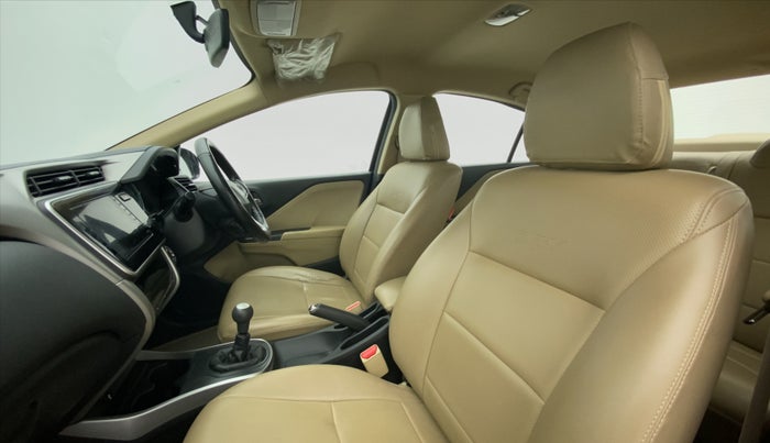 2019 Honda City V MT PETROL, Petrol, Manual, 83,657 km, Right Side Front Door Cabin