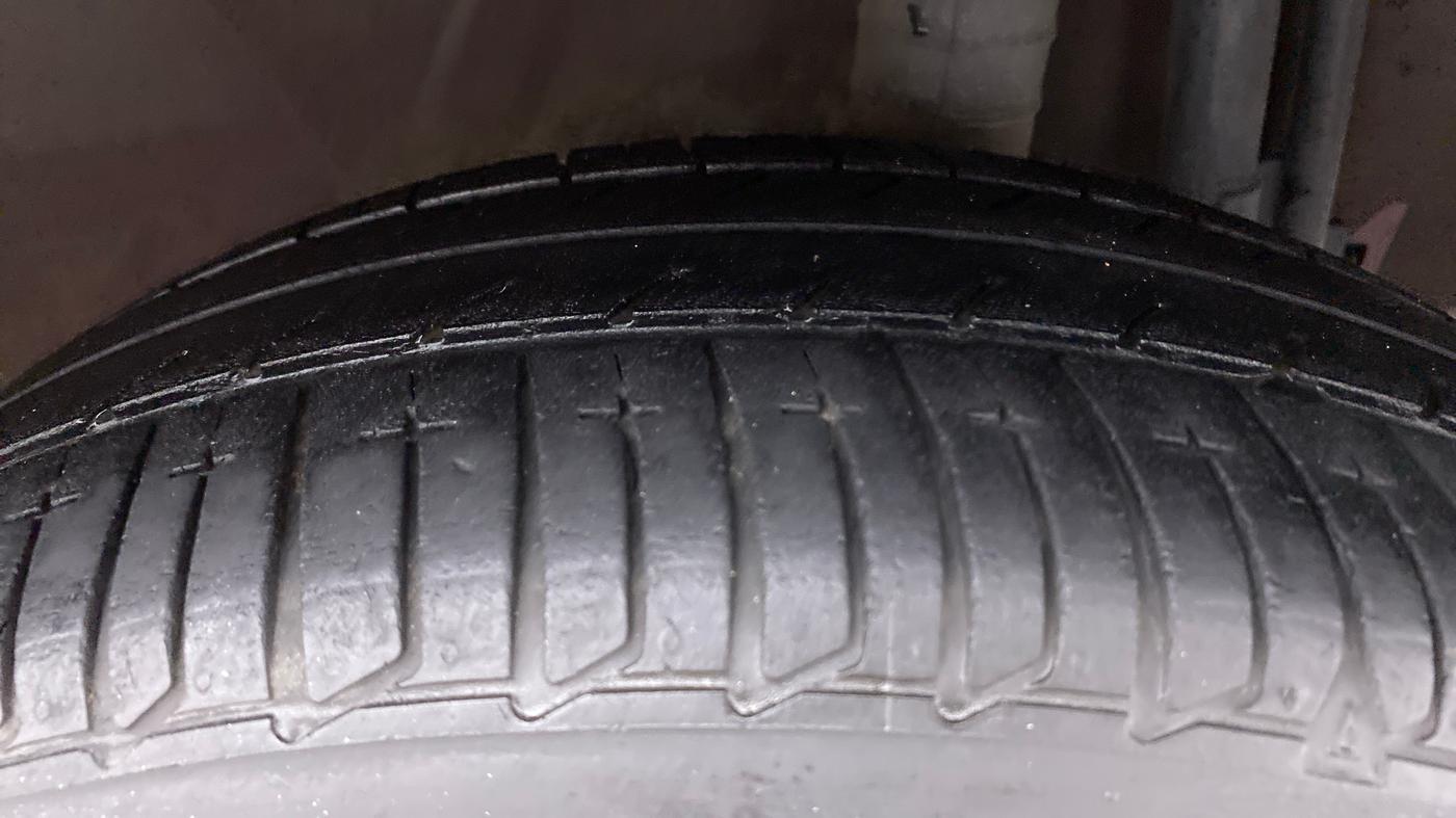2013 Renault Pulse RX Z DIESEL, Diesel, Manual, 96,210 km, Left Rear Tyre Tread