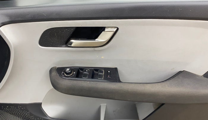 2020 Tata ALTROZ XZ DIESEL, Diesel, Manual, 41,845 km, Driver Side Door Panels Control