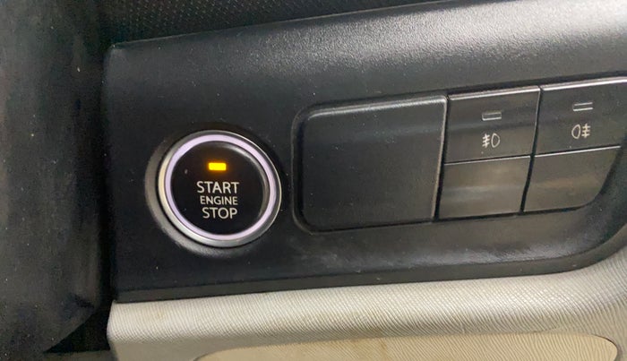 2020 Tata ALTROZ XZ DIESEL, Diesel, Manual, 41,845 km, Keyless Start/ Stop Button