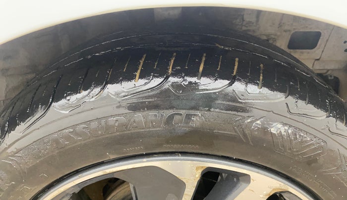 2020 Tata ALTROZ XZ DIESEL, Diesel, Manual, 41,845 km, Right Front Tyre Tread