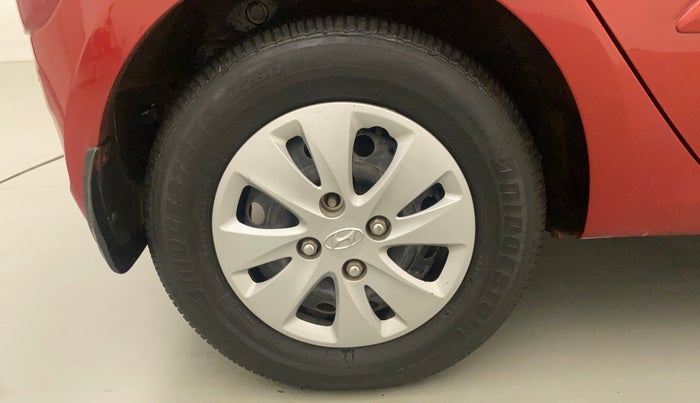 2012 Hyundai i10 SPORTZ 1.2, Petrol, Manual, 17,469 km, Right Rear Wheel