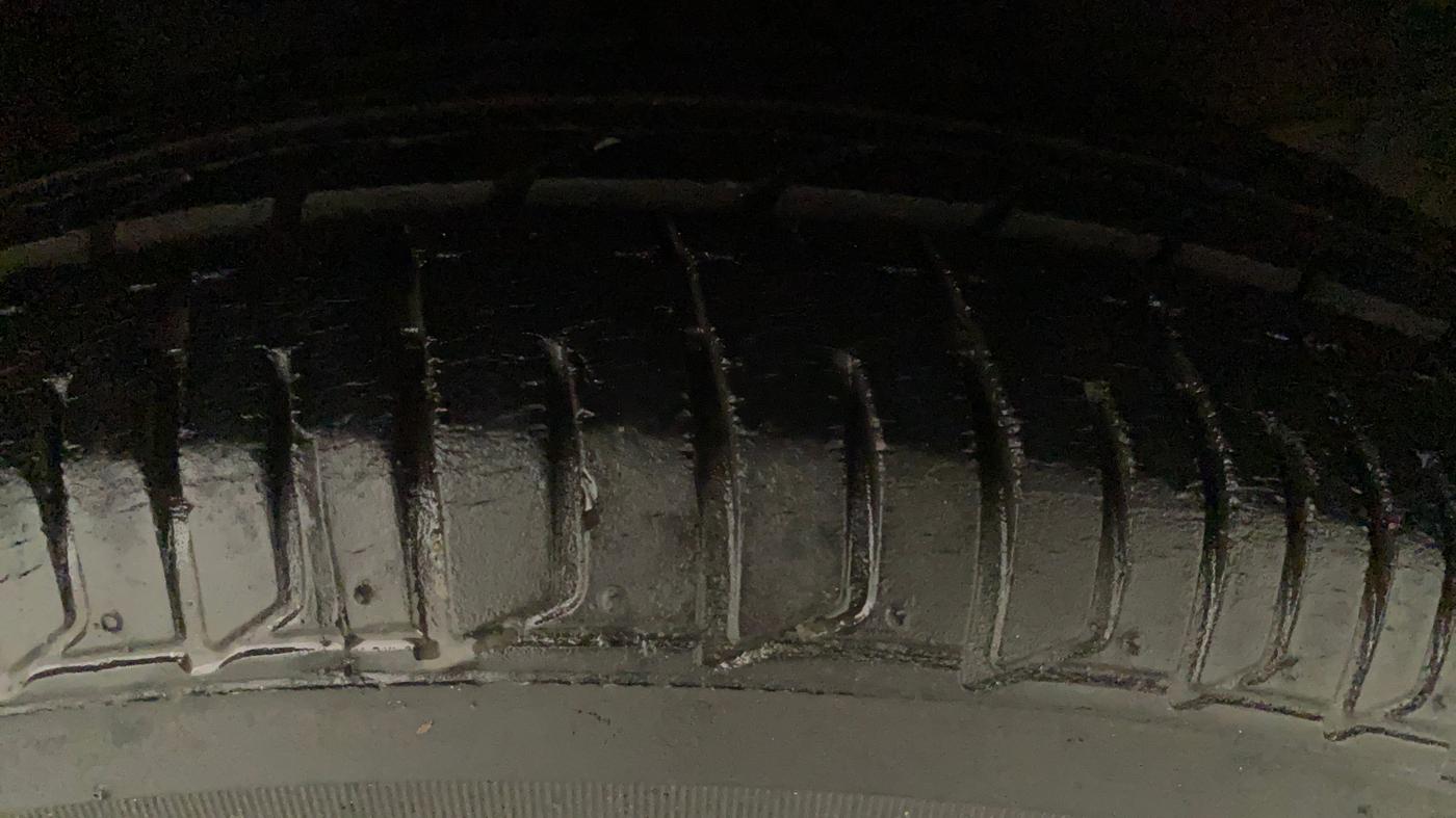 2012 Hyundai i10 SPORTZ 1.2, Petrol, Manual, 17,469 km, Left Front Tyre Tread
