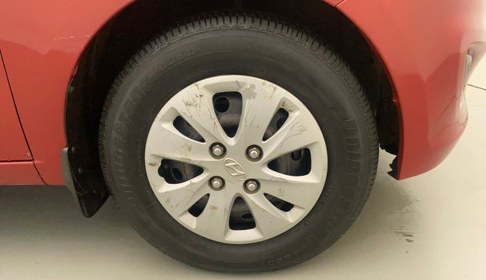 2012 Hyundai i10 SPORTZ 1.2, Petrol, Manual, 17,469 km, Right Front Wheel