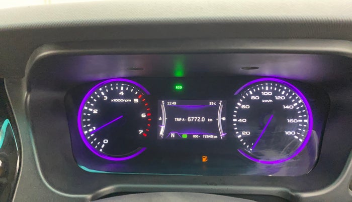 2018 Mahindra MARAZZO M6 8 STR, Diesel, Manual, 72,639 km, Odometer Image