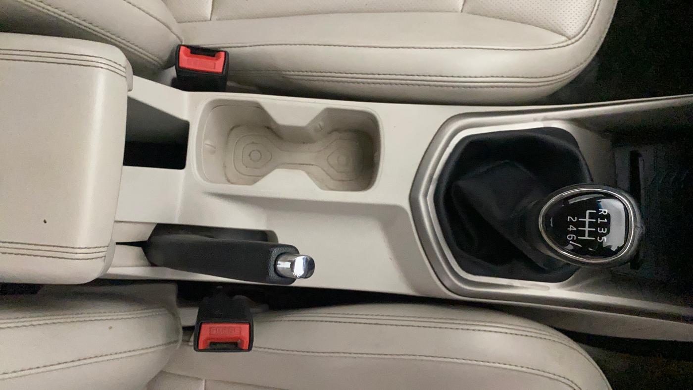 2019 Mahindra XUV300 W8 (O) 1.5 DIESEL, Diesel, Manual, 79,842 km, Gear Lever