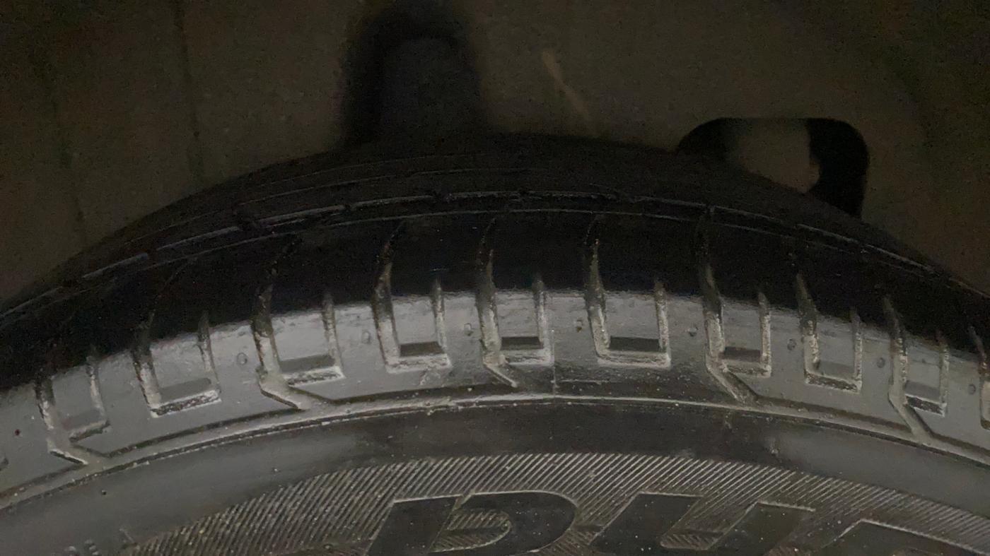 2019 Mahindra XUV300 W8 (O) 1.5 DIESEL, Diesel, Manual, 79,842 km, Right Rear Tyre Tread