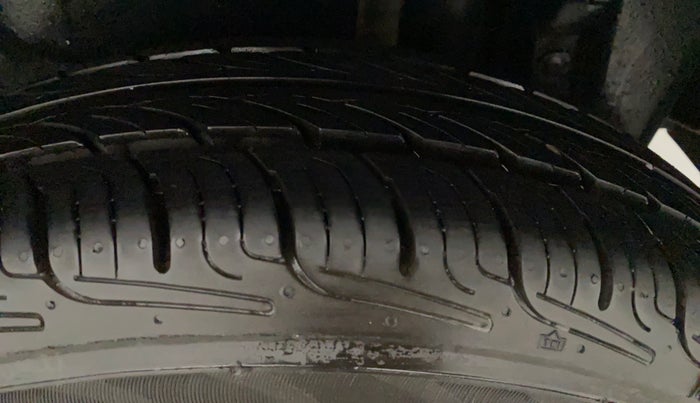 2012 Maruti Swift Dzire VXI, Petrol, Manual, 34,280 km, Left Rear Tyre Tread