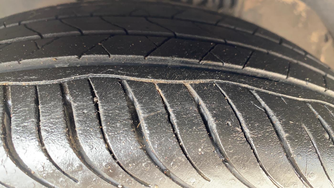 2021 Volkswagen Polo 1.0 GT TSI AT, Petrol, Automatic, 83,900 km, Left Front Tyre Tread