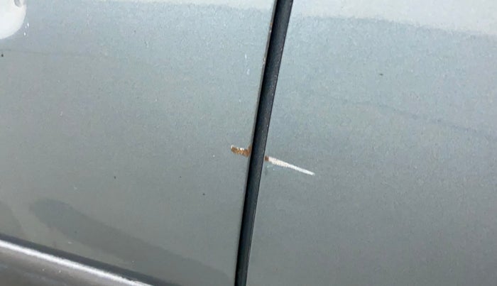 2010 Maruti A Star LXI, Petrol, Manual, 18,589 km, Front passenger door - Slight discoloration