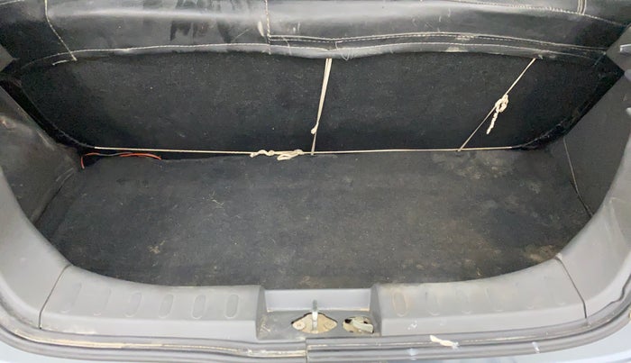 2010 Maruti A Star LXI, Petrol, Manual, 18,589 km, Boot Inside