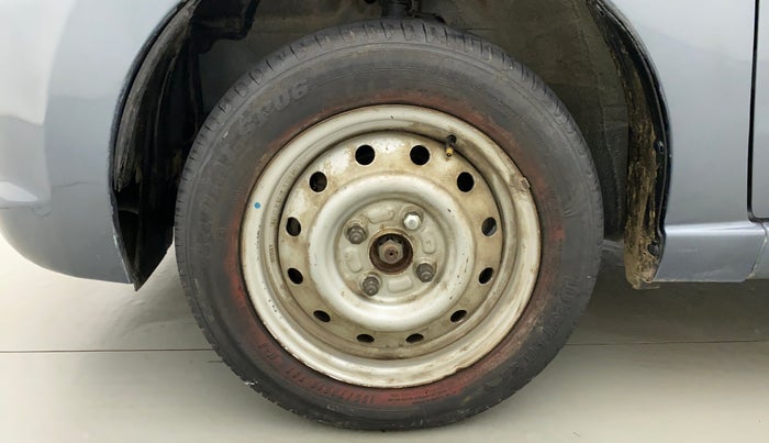 2010 Maruti A Star LXI, Petrol, Manual, 18,589 km, Left Front Wheel