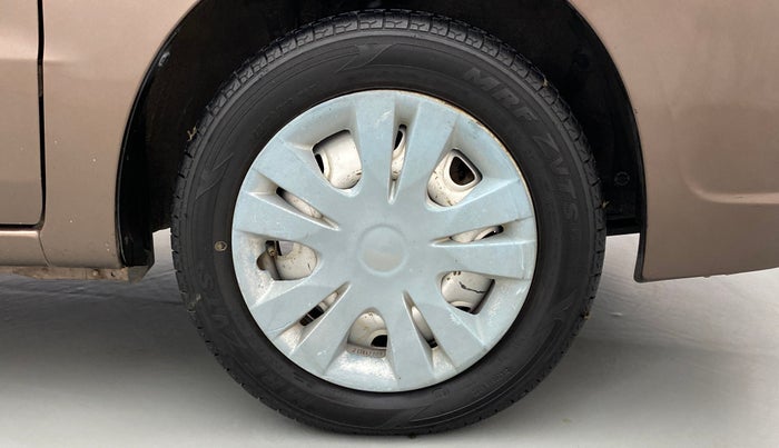2011 Maruti Zen Estilo LXI, Petrol, Manual, 91,025 km, Right Front Wheel