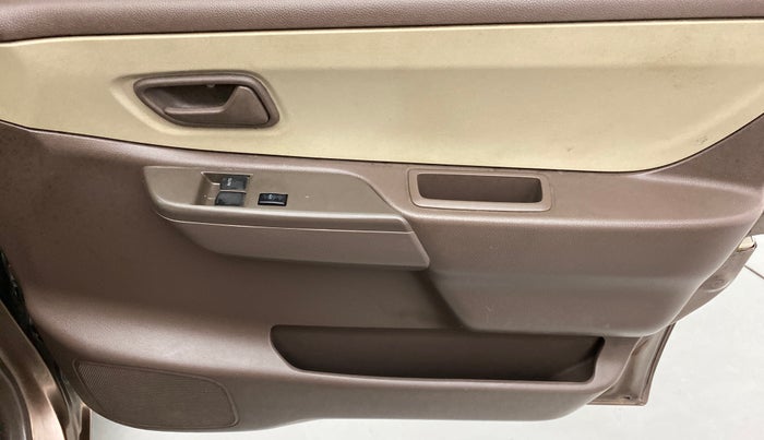 2011 Maruti Zen Estilo LXI, Petrol, Manual, 91,025 km, Driver Side Door Panels Control