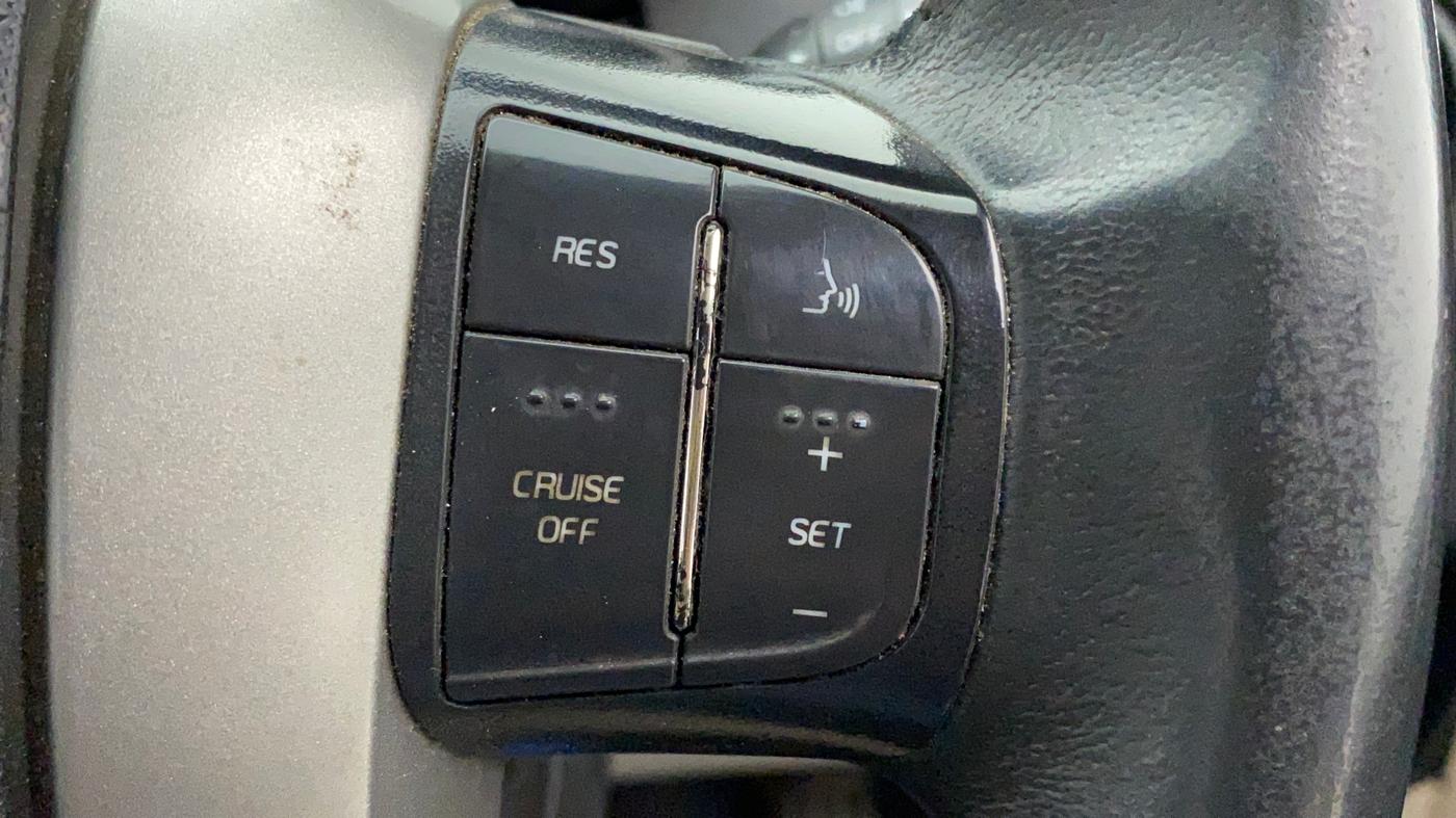 2017 Mahindra XUV500 W10 AT, Diesel, Automatic, 97,803 km, Adaptive Cruise Control