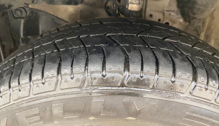 2013 Honda Brio S MT, Petrol, Manual, 57,698 km, Left Front Tyre Tread