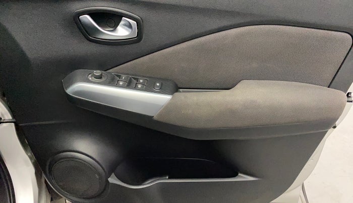 2021 Nissan Kicks XV 1.5, Petrol, Manual, 18,531 km, Driver Side Door Panels Control