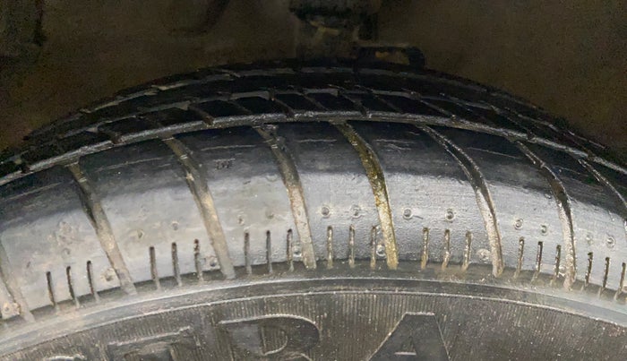 2021 Maruti Celerio VXI CNG, CNG, Manual, 23,758 km, Left Front Tyre Tread