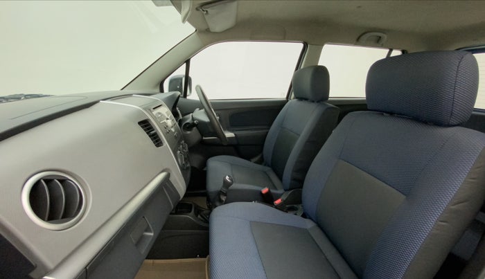 2011 Maruti Wagon R 1.0 VXI, Petrol, Manual, 61,424 km, Right Side Front Door Cabin