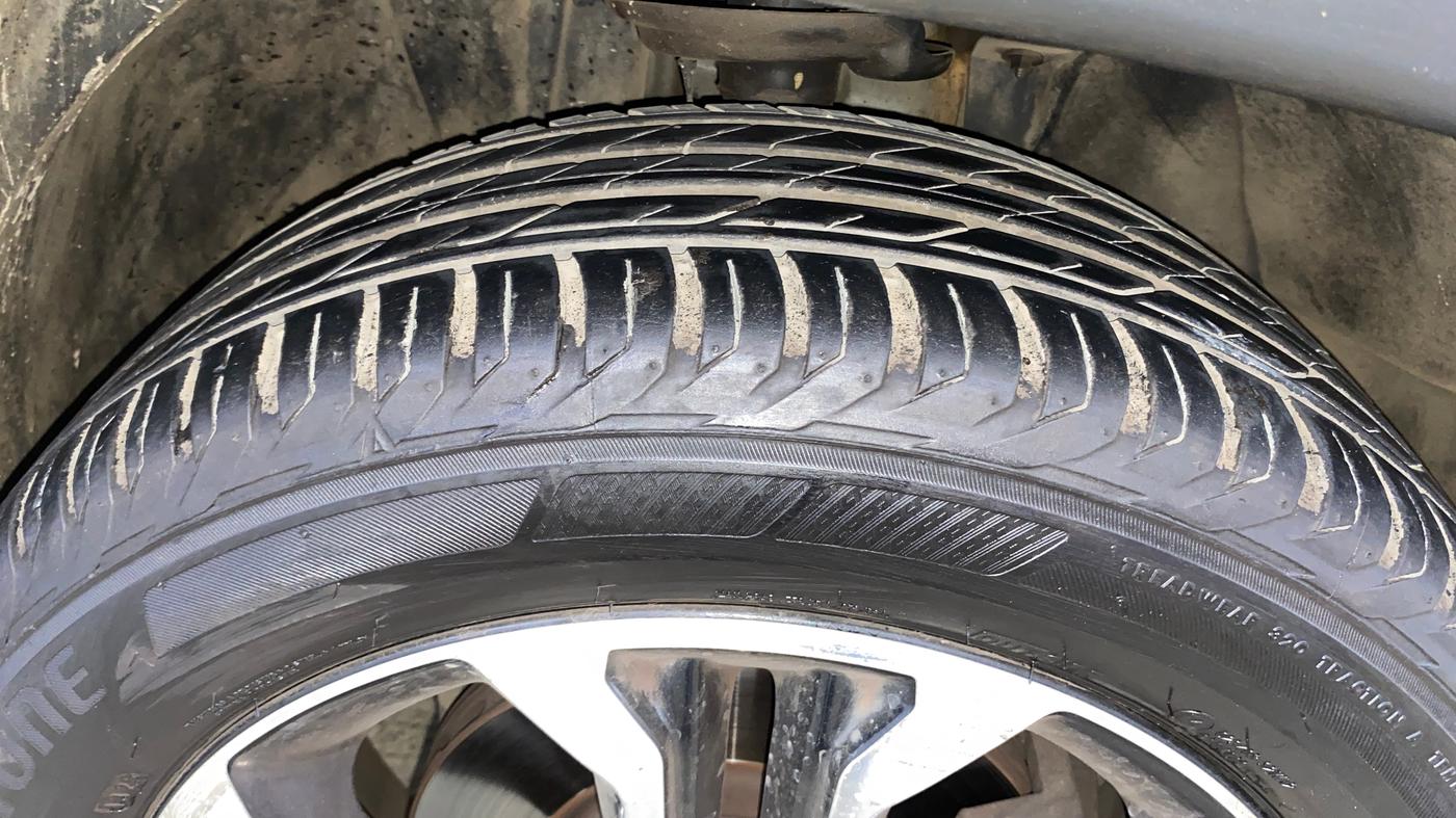 2021 Jeep Compass LIMITED (O) 1.4 PETROL DCT, Petrol, Automatic, 48,446 km, Right Front Tyre Tread