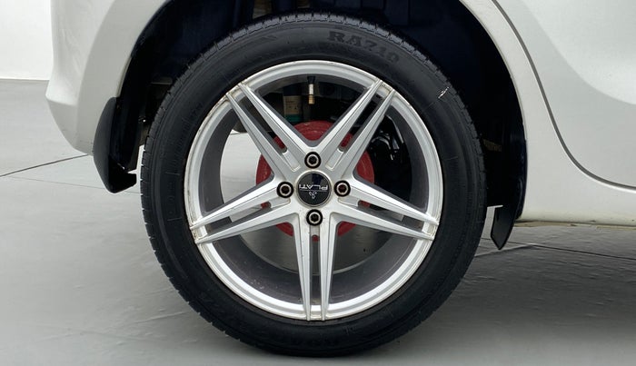 2020 Maruti Swift VXI D, Petrol, Manual, 55,626 km, Right Rear Wheel