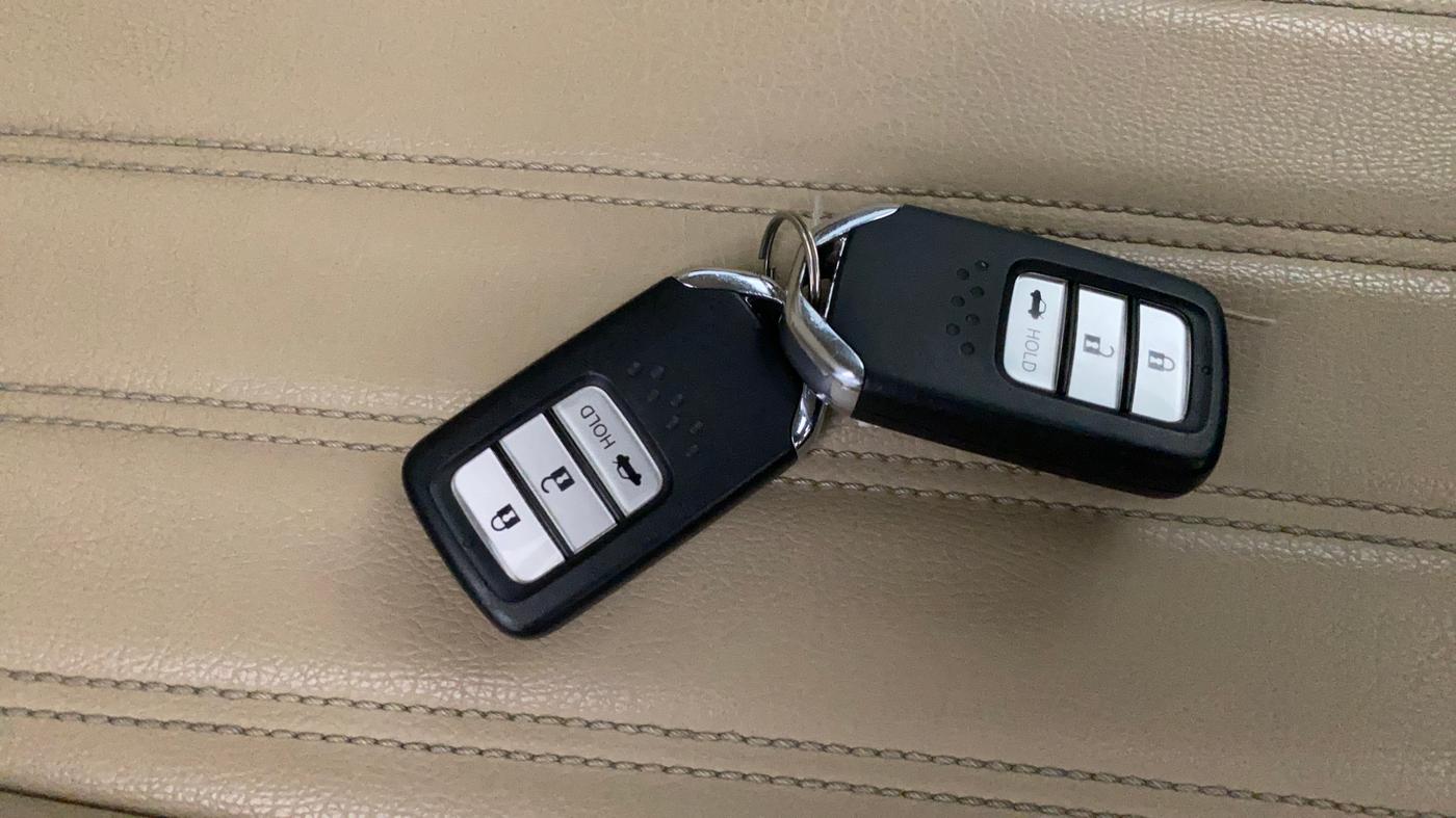 2022 Honda City 1.5L I-DTEC V, Diesel, Manual, 1,31,259 km, Key Close Up