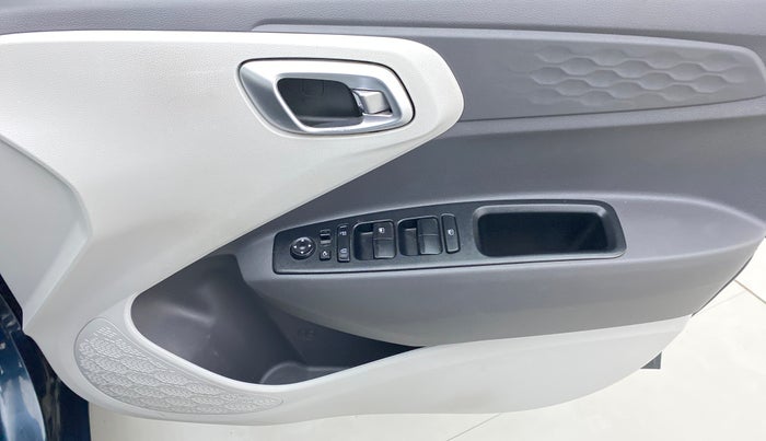 2020 Hyundai GRAND I10 NIOS SPORTZ U2 1.2 CRDI, Diesel, Manual, 40,053 km, Driver Side Door Panels Control