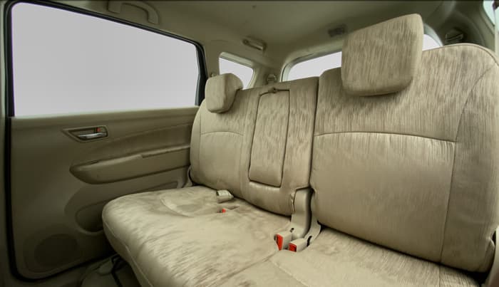 2014 Maruti Ertiga ZDI, Diesel, Manual, 49,165 km, Right Side Rear Door Cabin
