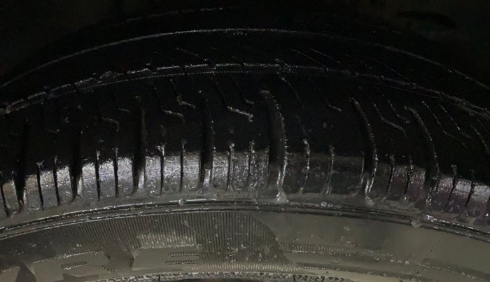 2018 Tata TIGOR XM PETROL, Petrol, Manual, 57,871 km, Right Front Tyre Tread