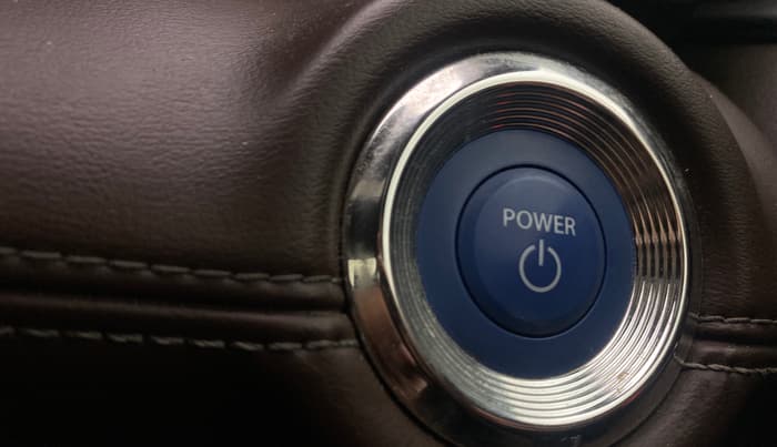 2022 Toyota URBAN CRUISER HYRYDER V HYBRID, Hybrid, Automatic, 62,556 km, Keyless Start/ Stop Button
