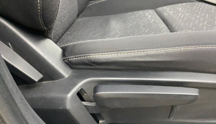 2023 Tata ALTROZ XZ PLUS SUNROOF CNG, CNG, Manual, 41,807 km, Driver Side Adjustment Panel