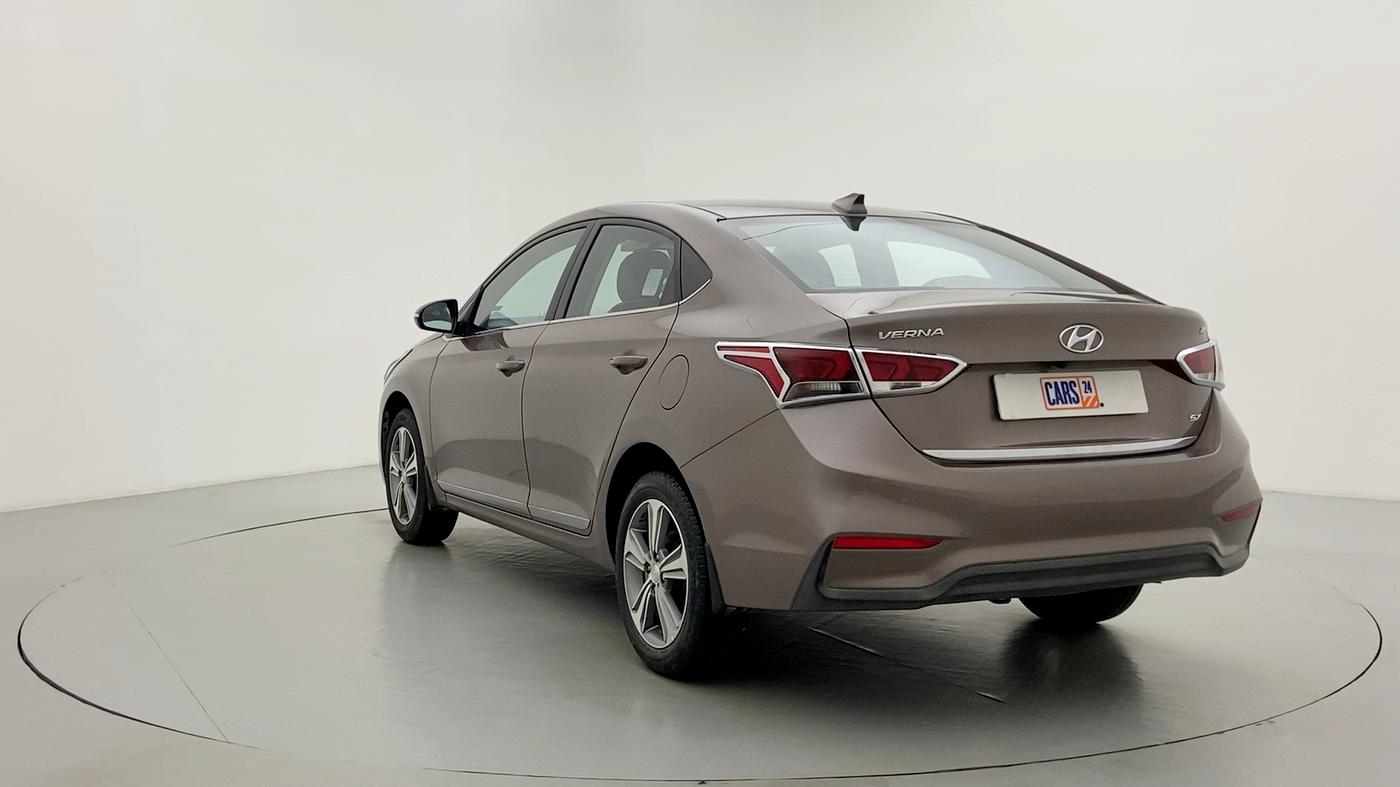2018 Hyundai Verna 1.6 SX VTVT, Petrol, Manual, 23,550 km, Left Back Diagonal