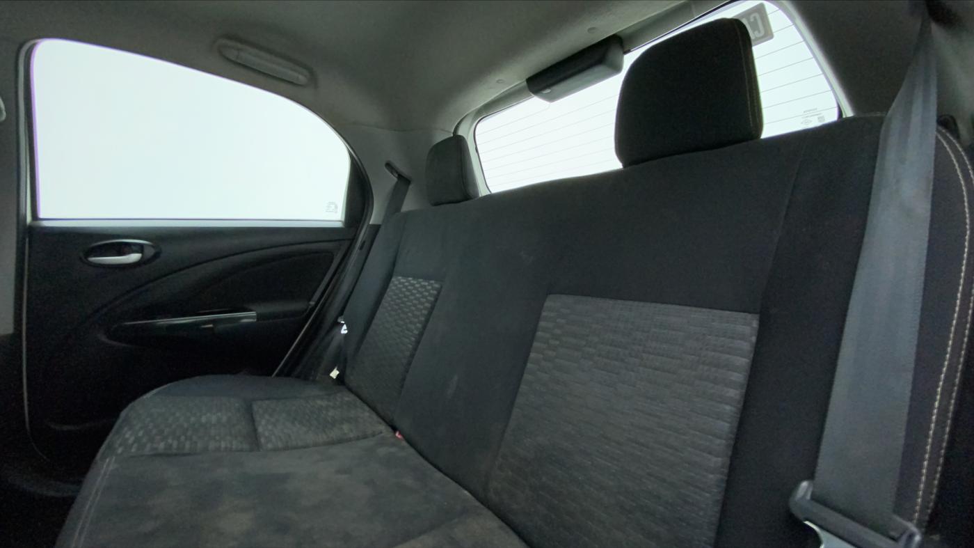 2014 Toyota Etios CROSS 1.4 VD, Diesel, Manual, 84,423 km, Right Side Rear Door Cabin