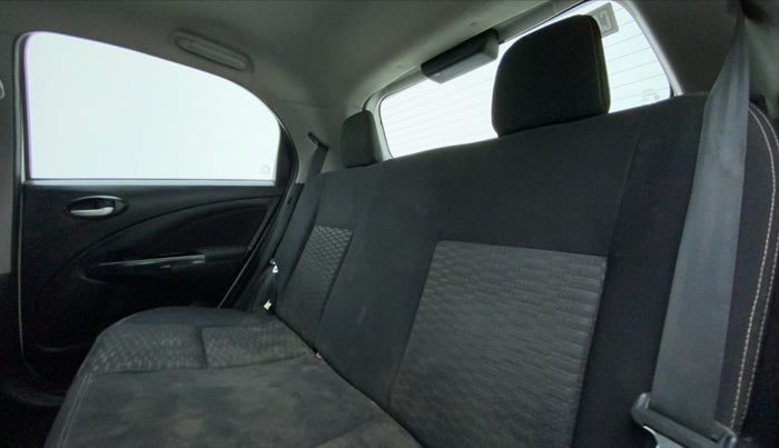 2014 Toyota Etios CROSS 1.4 VD, Diesel, Manual, 84,423 km, Right Side Rear Door Cabin