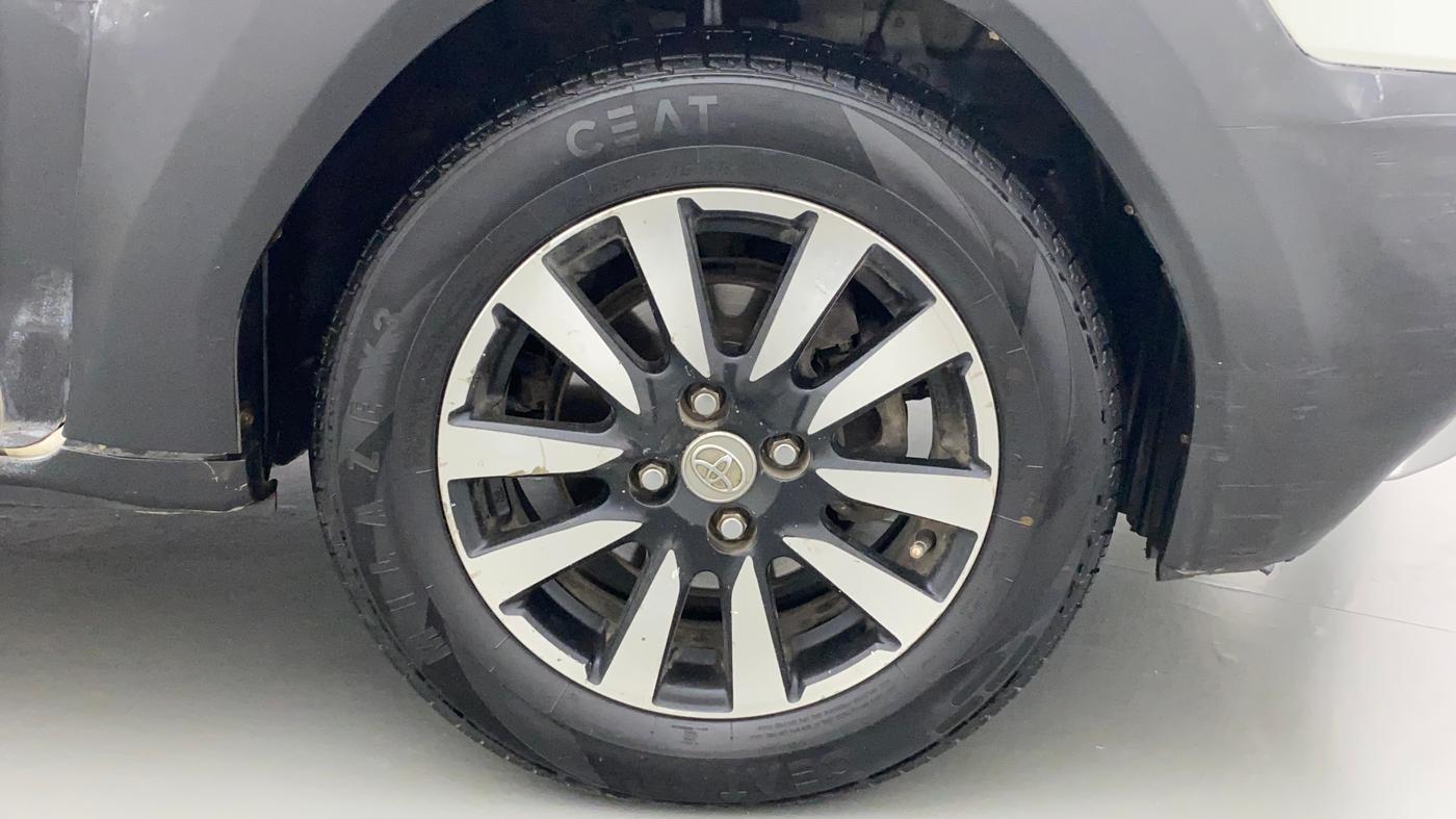 2014 Toyota Etios CROSS 1.4 VD, Diesel, Manual, 84,423 km, Right Front Wheel