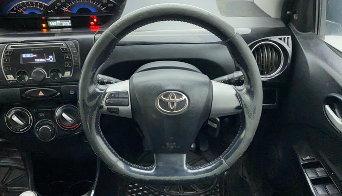 2014 Toyota Etios CROSS 1.4 VD, Diesel, Manual, 84,423 km, Steering Wheel Close Up