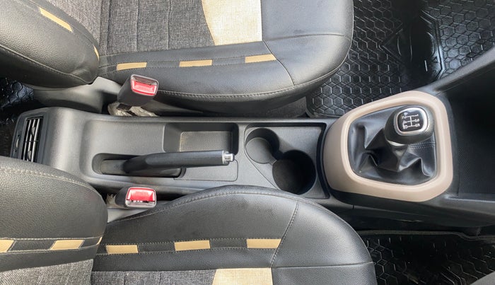 2018 Hyundai Grand i10 SPORTZ 1.2 KAPPA VTVT, Petrol, Manual, 30,616 km, Gear Lever